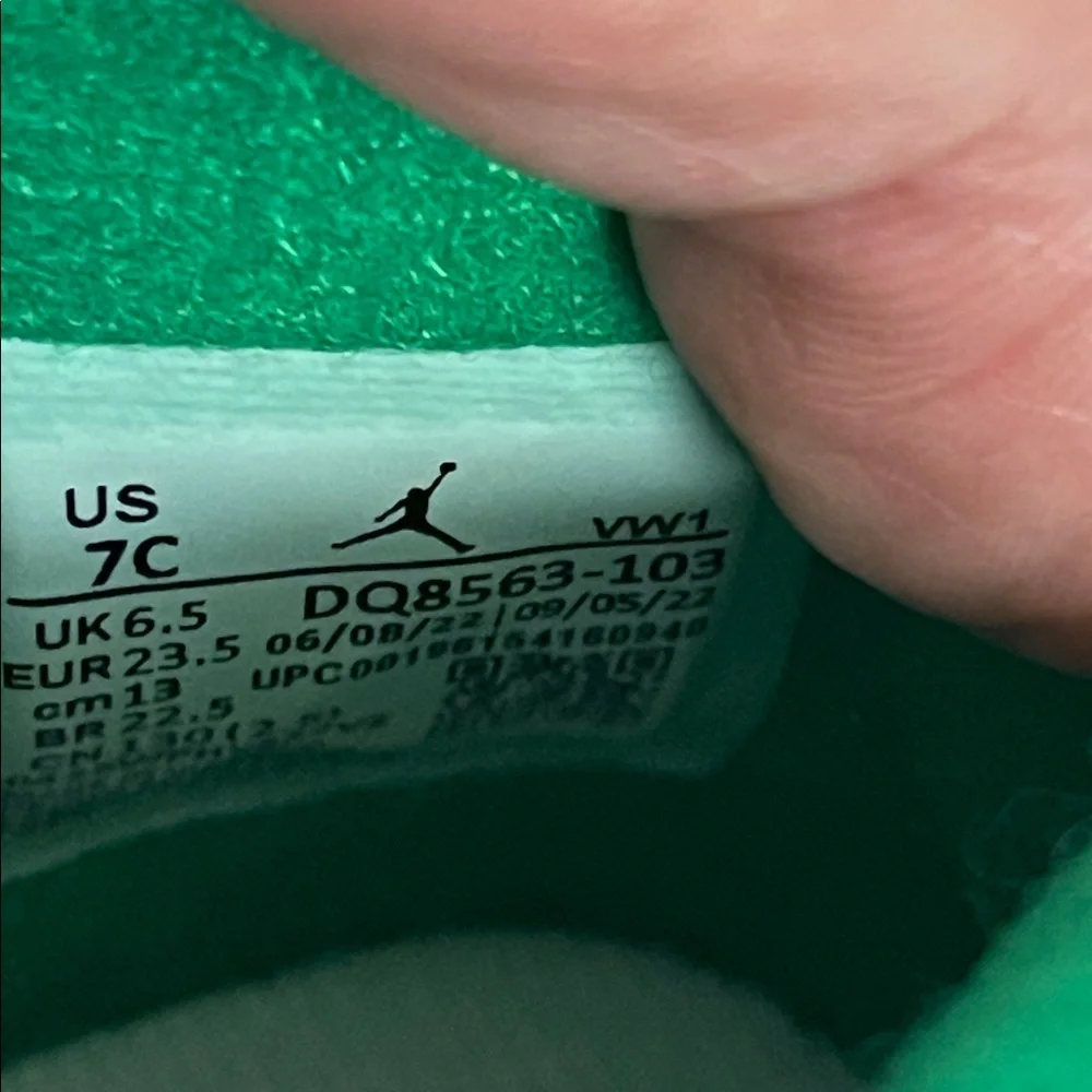 2023 Air Jordan 2 Retro TD 'Lucky Green' DQ8563 103 Size 7C